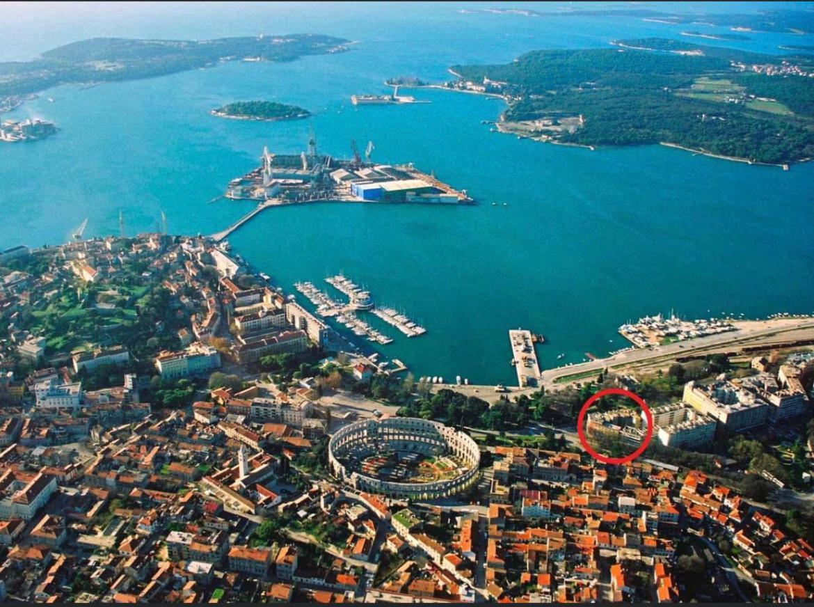Apartments Incis Next To The Pula Amphitheather Екстериор снимка